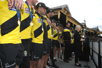 Peggy O’Neal addresses the Punt Road faithful after the Tigers won the flag in 2017.
