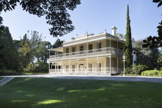 Como House, which was constructed in 1847.