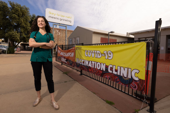 General practitioner Isabel Hanson is a locum doctor at the Maari Ma primary health care service in Broken Hill.