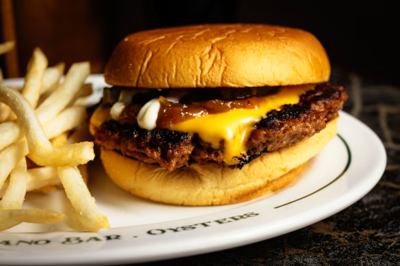 Classic cheeseburger.