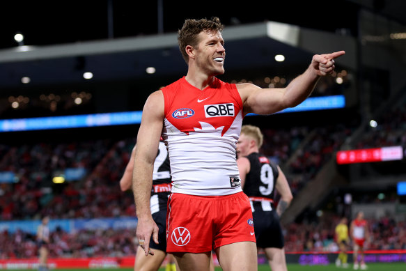 Luke Parker celebrates against Collingwood