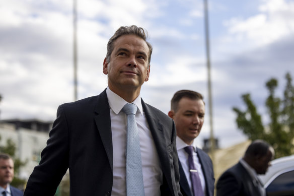 Rolling up his sleeves at the Daily Telegraph: News Corp boss Lachlan Murdoch.