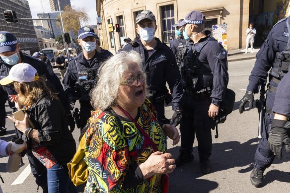 The protest failed to attract the crowds seen in a coordinated event in Melbourne or at a previous protest in Sydney’s CBD. 