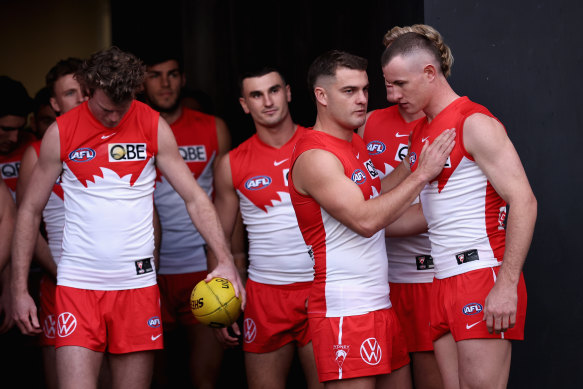 Tom Papley of the Swans talks to Chad Warner of the Swans.