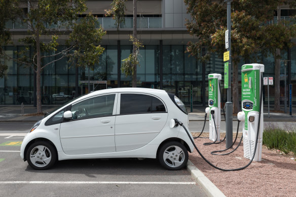 The ombudsman has branded VicRoads’ actions on electric vehicles unreasonable.