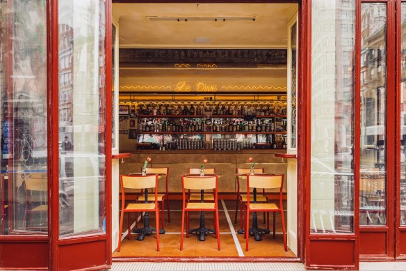 Dimes Square natural wine bar, Le Dive.