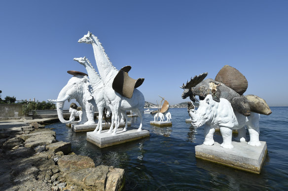 Rojas’ installation on the shore of Buyukada in Turkey, where Trotsky spent four years in exile.