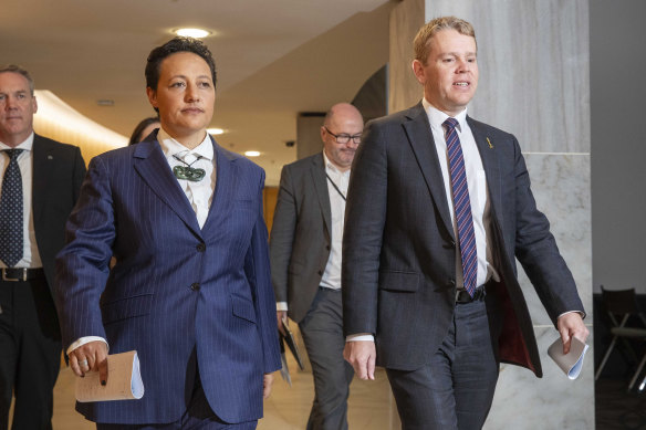 Kiri Allan (left) walks with NZ Prime Minister Chris Hipkins at Parliament, in Wellington on July 19.