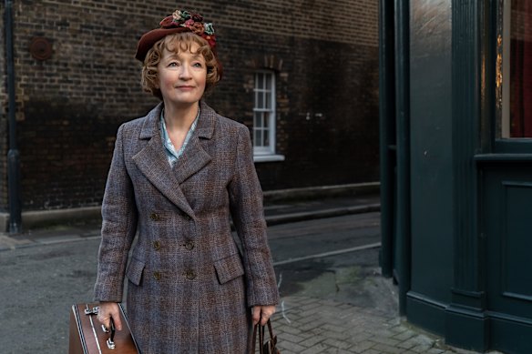 Jenny Beavan on Mrs. Harris: “This was a character who loves clothes but can’t afford them.”
