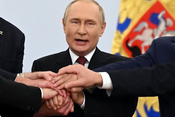 Ukrainian President Volodymyr Zelenskyy is attempting to bring the war home for more Russians, hoping that rising discontent and inconvenience in Russian society will increase the pressure on President Vladimir Putin to end the war.