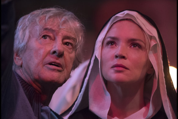 Paul Verhoeven and Virginie Efira on the set of Benedetta. 