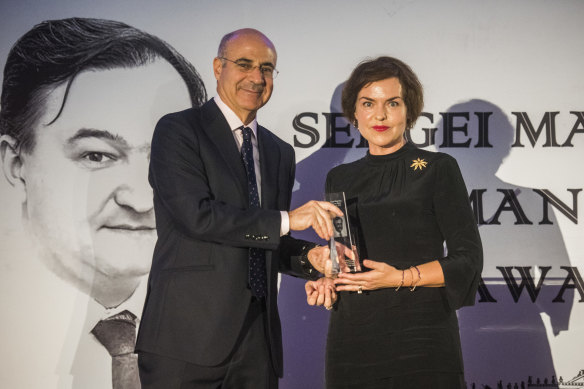 Bill Browder with Labor Senator Kimberly Kitching at the Sergei Magnitsky Human Rights Award ceremony in London, 2021.