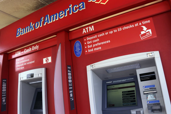 Wall Street heavyweights are turning bullish on China.