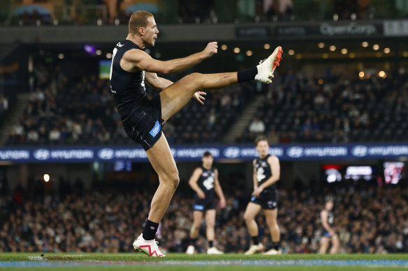 Straighten up: Blues forward Harry McKay is keen to improve his goal-kicking accuracy this season.