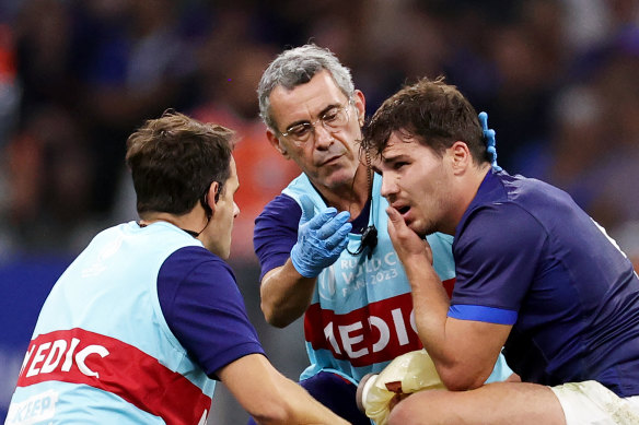 Antoine Dupont copped a knock shortly after half-time in Marseille and was forced from the field.