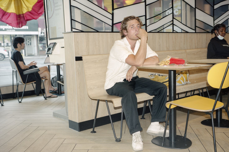 Jeremy Allen White on how 'The Bear' gets restaurant work right