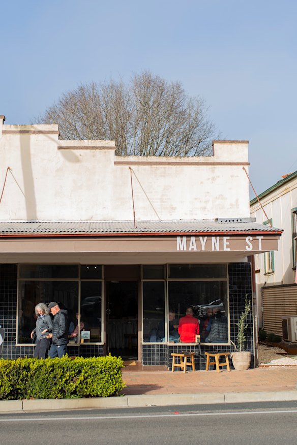Mayne St is a cafe and shop in the small regional town of Murrurundi.