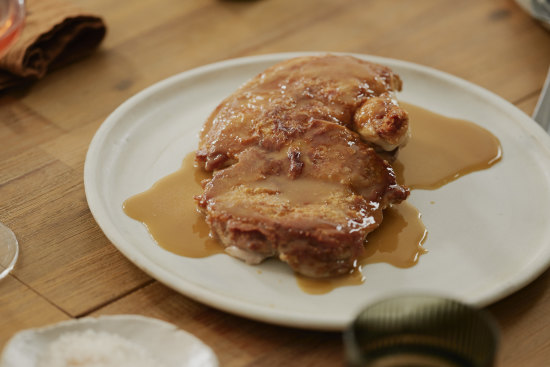 Roast chicken with sauce vin John.