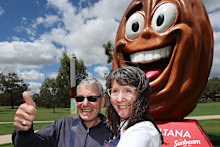 Roadtrippers have a new ‘big thing’ to mark on the map. The Big Sultana has been unveiled in the Victorian city of Mildura.