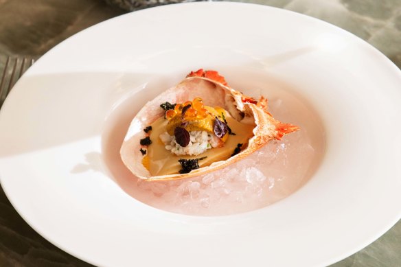 Fraser Island spanner crab with egg custard and uni.