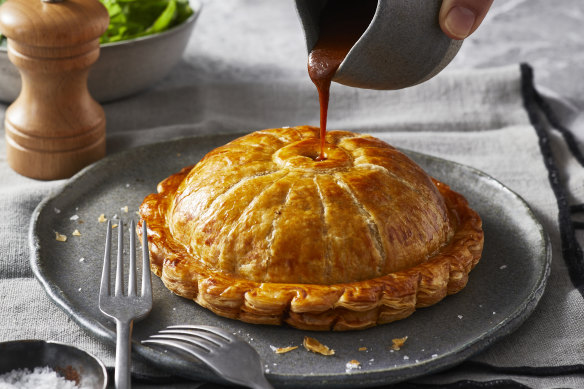 The chimney creates the pie’s signature “gravy hole” for serving.