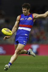 Josh Dunkley shows his style for the Bulldogs.
