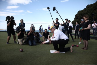 Scott Morrison campaigns with Sarah Henderson at the Torquay Bowls Club in Corangamite in 2019.