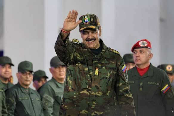 O presidente venezuelano, Nicolás Maduro, durante uma comemoração militar na semana passada.