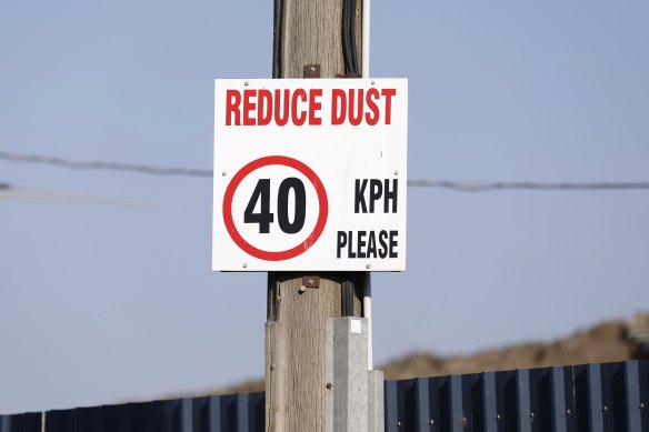 The state government funded report Air Pollution in Melbourne’s Inner West published in 2020 found that inner west communities are exposed to air pollution impacts at a far greater rate than the rest of Melbourne. 