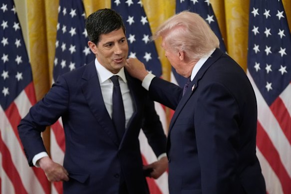 Trump has made things very difficult for his new Fed chair.