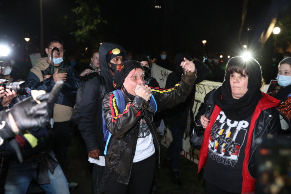 Protesters started chanting "Black Lives Matter" in Hyde Park, holding up photos of Indigenous people who had died in custody.