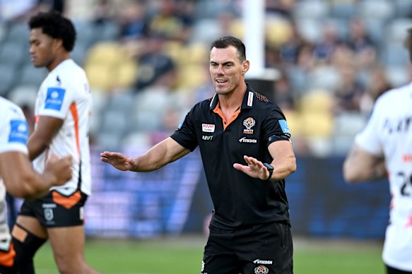 Defence coach John Morris has left the Tigers.