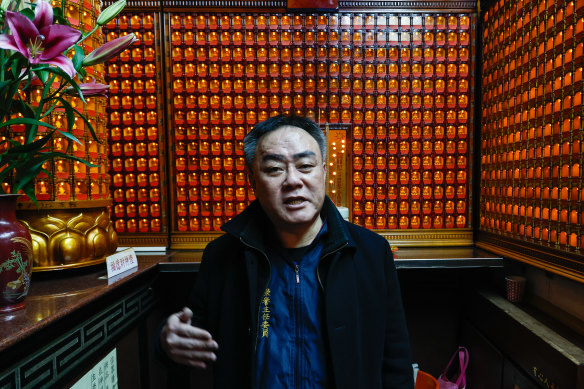 Liang at the Guanghe Fude temple in Taipei.
