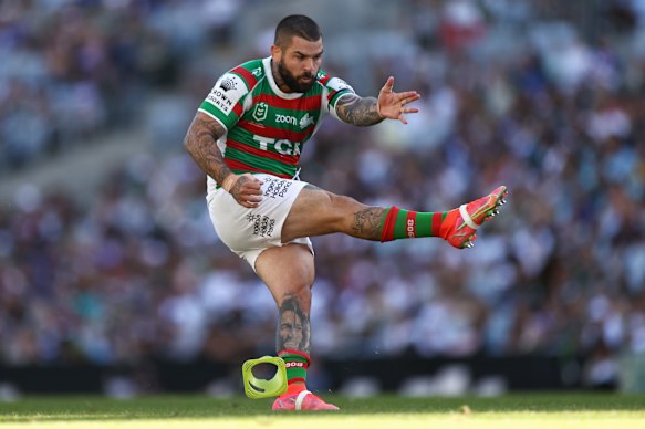 Adam Reynolds scored the final try on Good Friday and kissed the Bunnies logo.