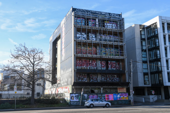 Cremorne residents say the building at 375 Punt Road is an eyesore and a haven for drug users.