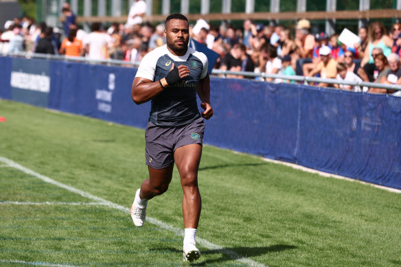 Samu Kerevi on the training paddock in France. 