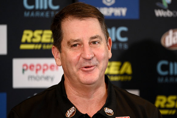 Ross Lyon secured a first-up win in his return match at St Kilda coach against his other former club, Fremantle, in round one.