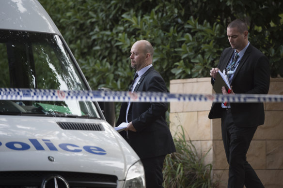 Police establish a crime scene at the unit on Bobbin Head Road, Pymble, where the woman’s body was found.