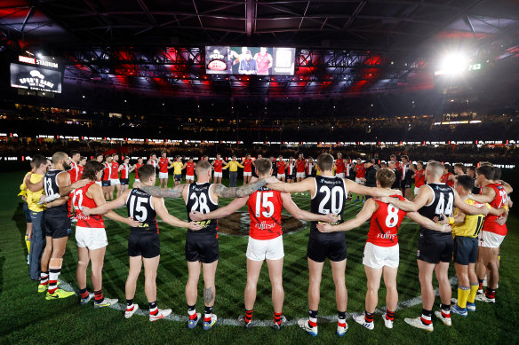 St Kilda will play Essendon to mark their 150th anniversary.