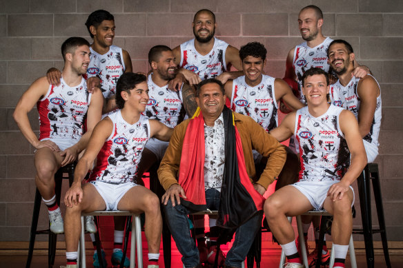 Nicky Winmar with the nine Indigenous players on St Kilda’s 2022 list.
