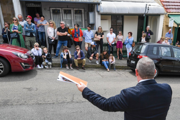 Auction reserves are set by sellers, and currently do not have to align with a property price guide.