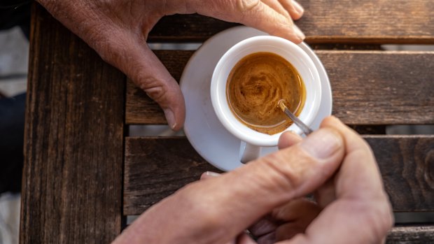 Is it better or worse for your health to drink decaf coffee?