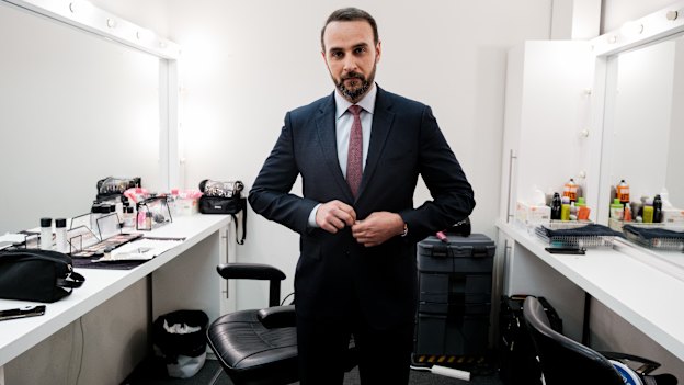 SBS Arabic News presenter Ali Bahnasawy prepares for the evening bulletin.
