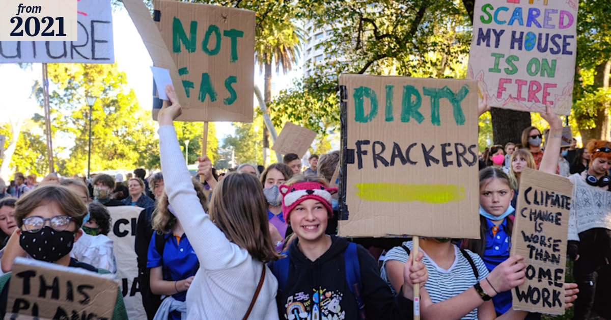 School climate strike: Thousands of students join climate rally in ...