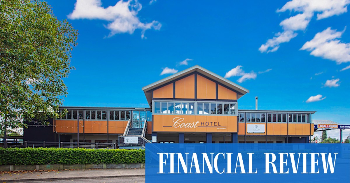Real estate: Sydney restaurateur Bill Drakopoulos spends $15m on Central Coast pub - Vimarsana News