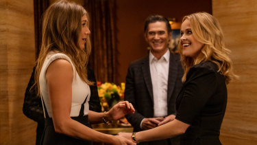 Friends or enemies? Alex (Jennifer Aniston) with Bradley (Reese Witherspoon) in Morning Wars.