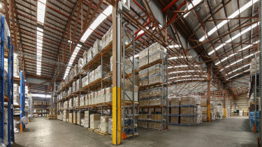 The only warehouse larger than 3000 sq m available to lease this side of Christmas in Melbourne’s south-east, is this one.