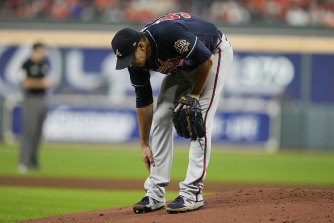 Charlie Morton leaves the game in the third inning. X-rays revealed he had a fracture.