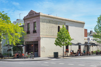 The 82 sq m shop is currently leased to Cafe Piccolina.