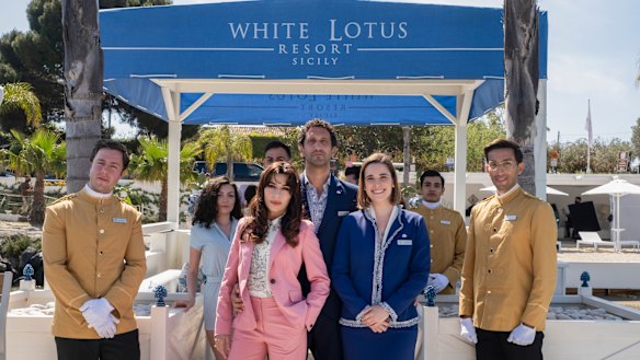 Valentina (Sabrina Impacciatore, in pink) is the new Armond in season two of The White Lotus.